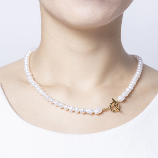 Pearl on pearl necklace 詳細画像