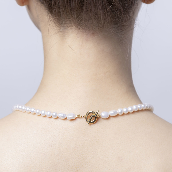 Pearl on pearl necklace 詳細画像