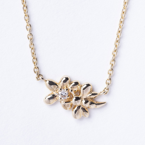Honeybee diamond necklace 詳細画像