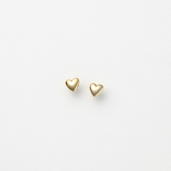 Micro heart earrings