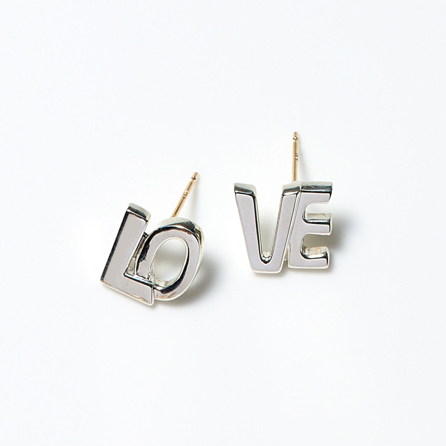 LOVE earrings (Silver) 詳細画像 Silver 9