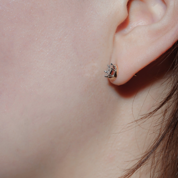 Solid diamond earrings 詳細画像