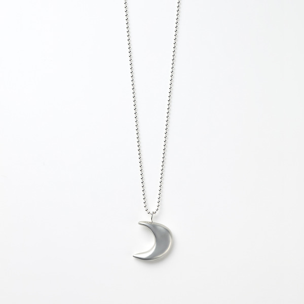 Super moon necklace