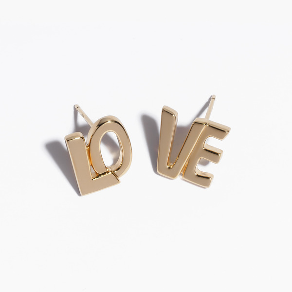 LOVE earrings(Gold)
