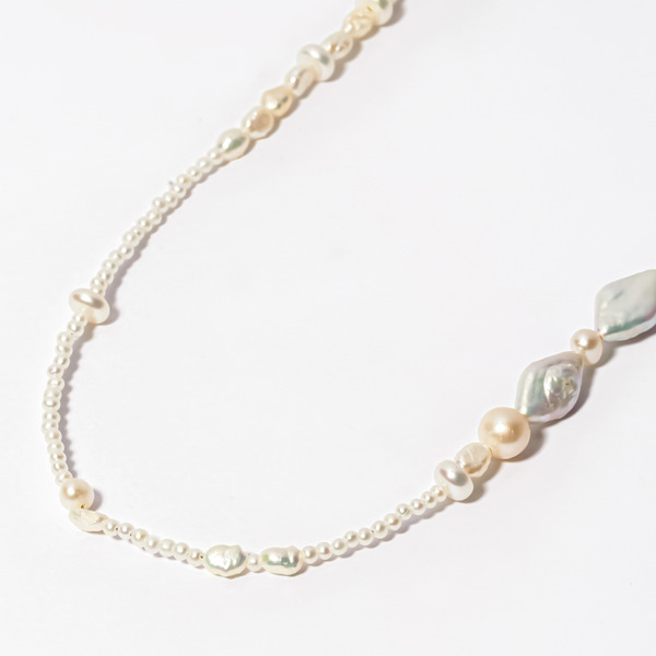 Pearl family necklace 詳細画像