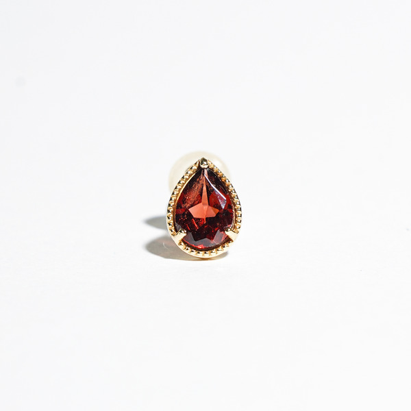 Fancy drop earring (Garnet)